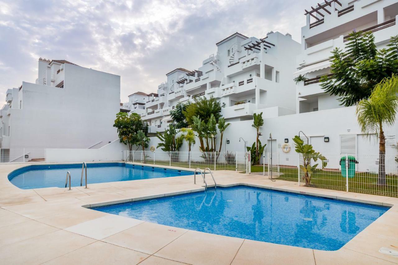 Valle Romano Golf Luxury Apartment Estepona Exterior photo