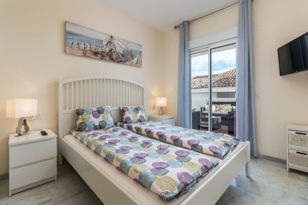 Valle Romano Golf Luxury Apartment Estepona Exterior photo